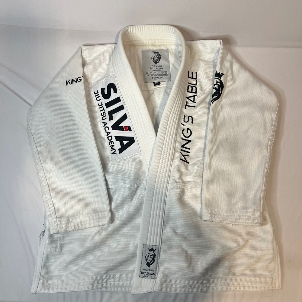King's Table Silva Jiu Jitsu Academy Brazilian Gi White Top‎ Size M1 Youth